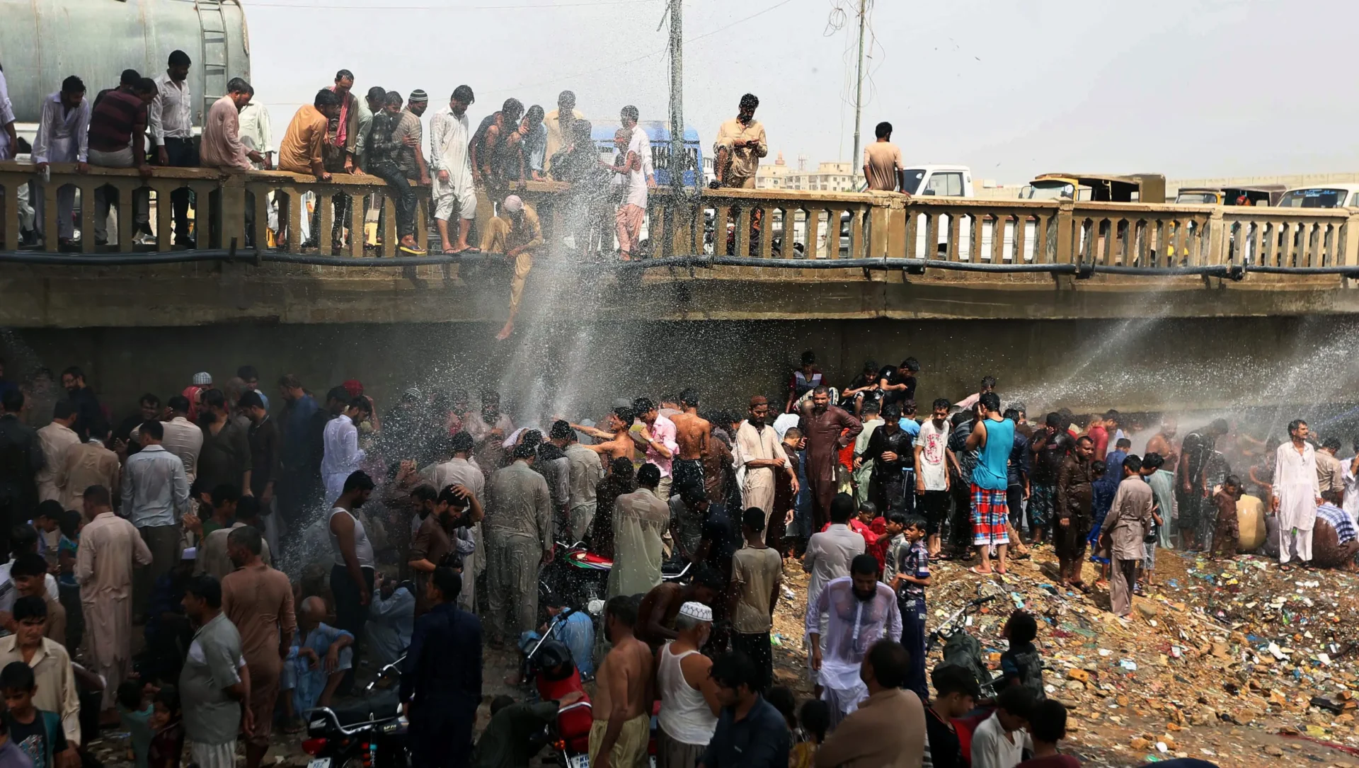 Pakistan's deadliest heat wave on record